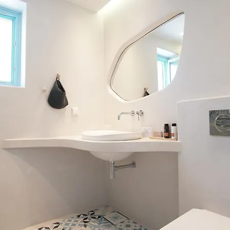 Pyrthea * Koufonisia