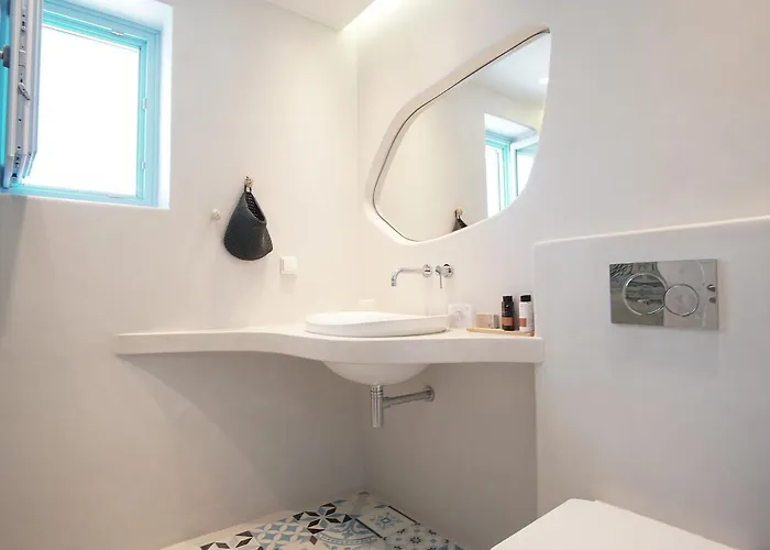 Pyrthea * Koufonisia