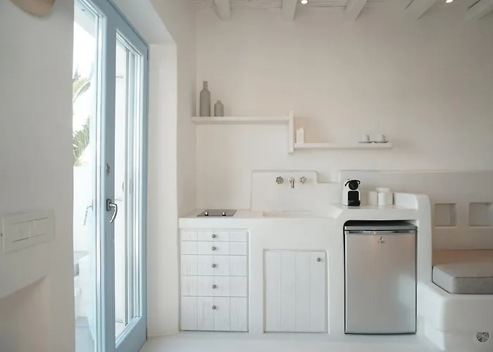 Pyrthea * Koufonisia